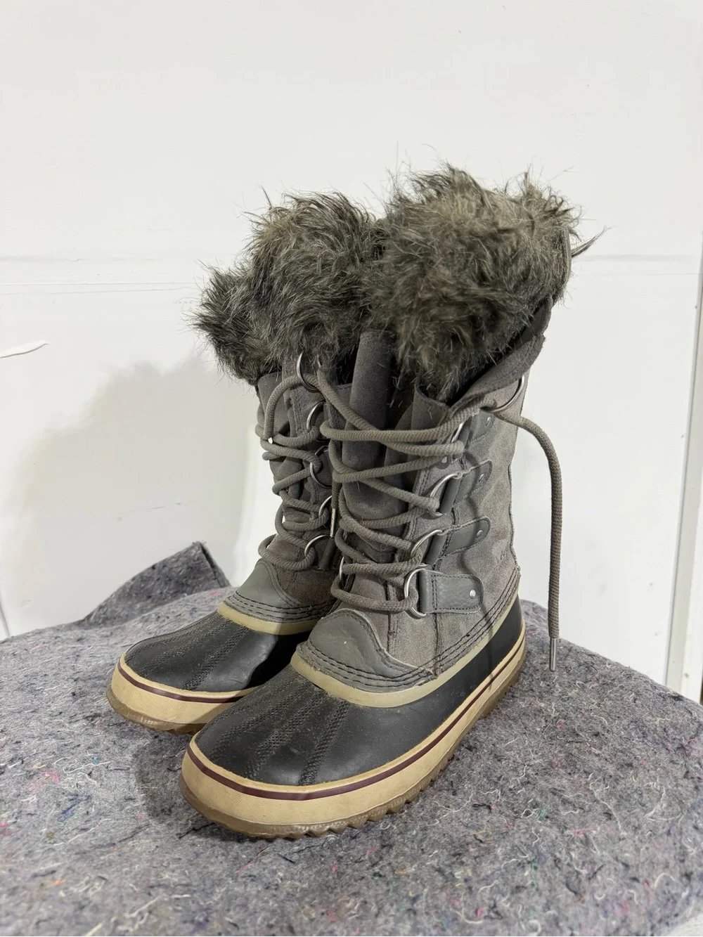 Sorel Waterproof Gray Faux Fur-Trim Winter Boots